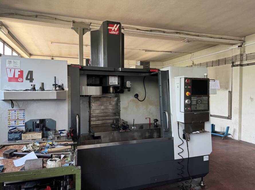 HAAS VF4